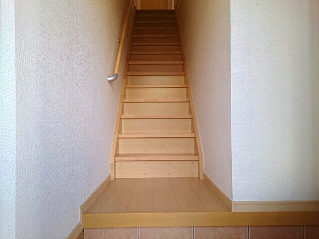 ストレリチア・オ－ガスタ 玄関