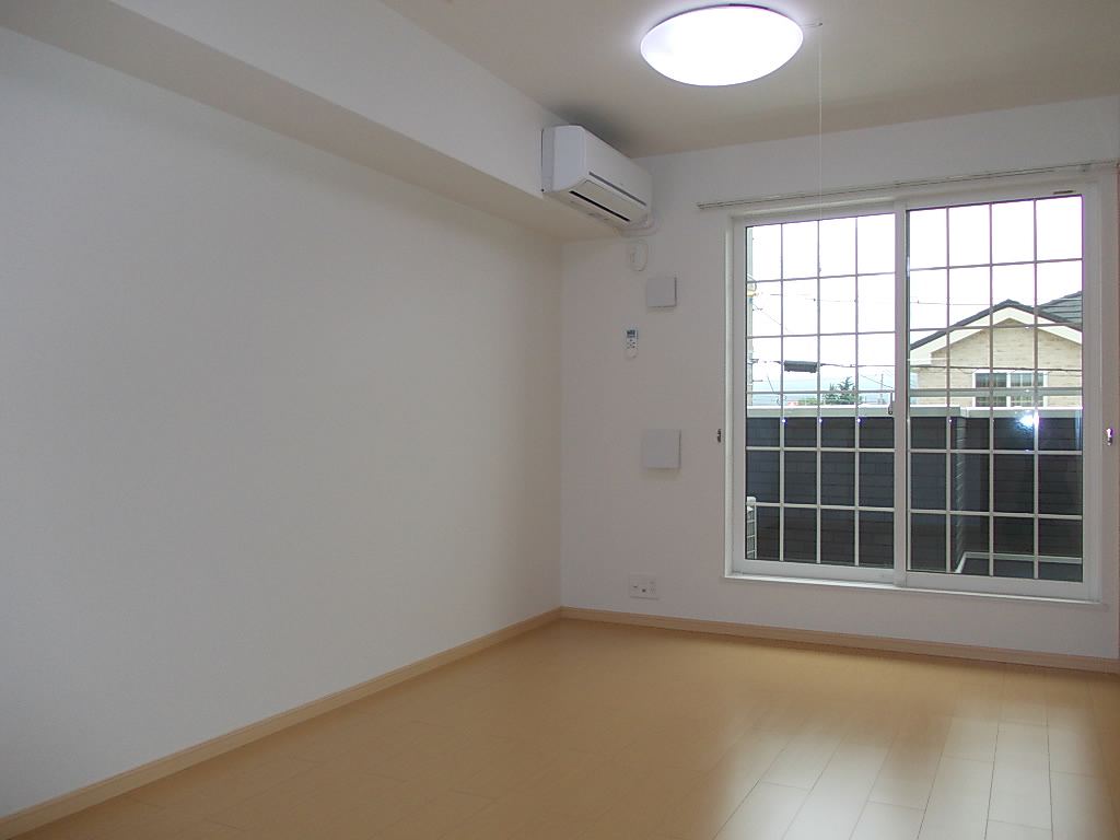 ストレリチア・オ－ガスタ リビング