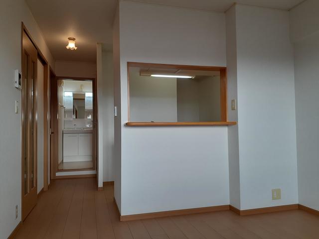 クラール・ベルＦ・Ｕ リビング