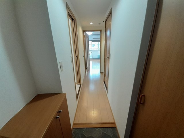 ヴィラ甲東園 玄関