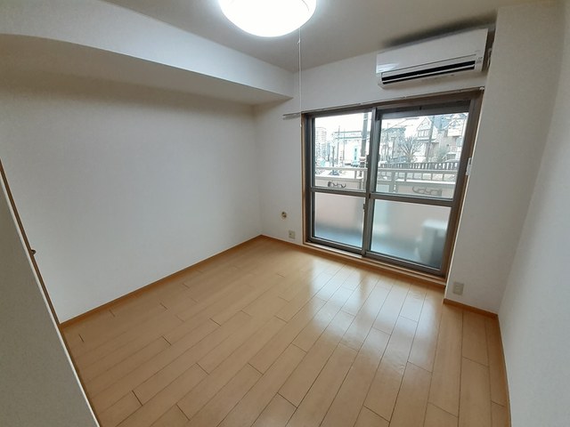 ヴィラ甲東園 リビング