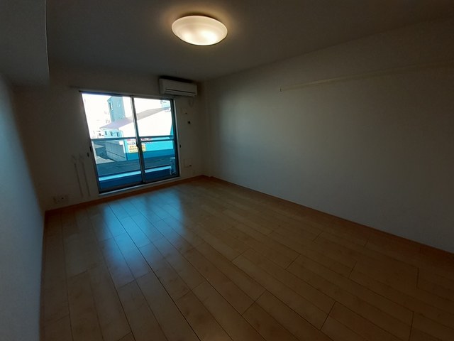 エストレージャ リビング