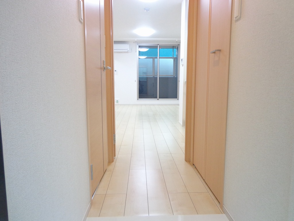 カーサ　クレインフィールド 玄関