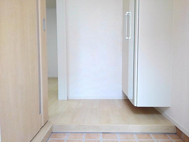 エル・グランツ正雀 玄関