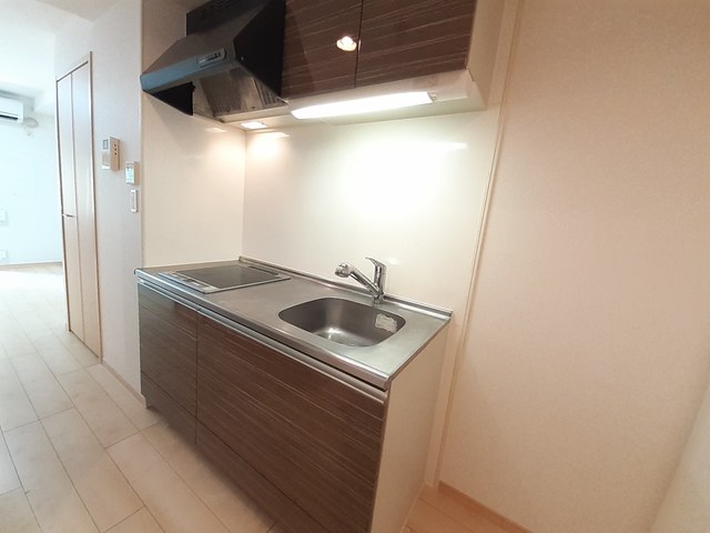 サニーキャンプ東雲Ⅱ キッチン