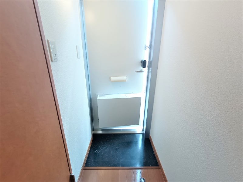 レオパレスソレーユＳ　Ｏ 玄関