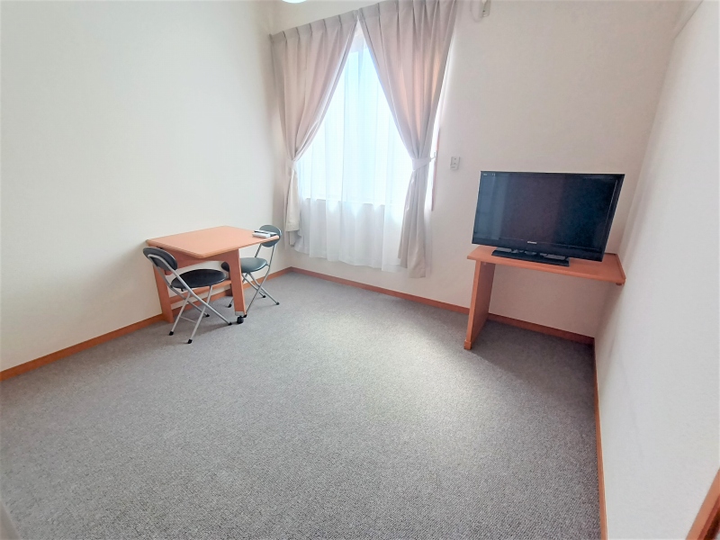 レオパレスソレーユＳ　Ｏ リビング