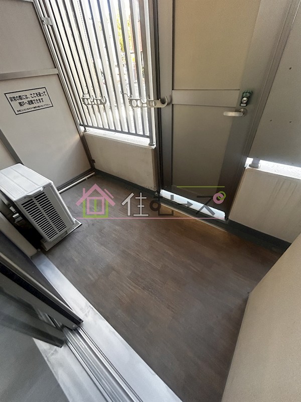 エグゼ弁天町 ベランダ