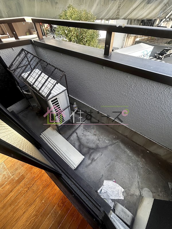 ボンジュール南市岡 ベランダ