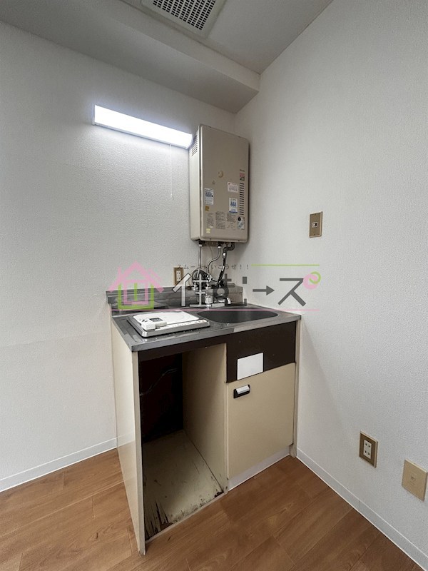 グリシーヌ弁天町 キッチン