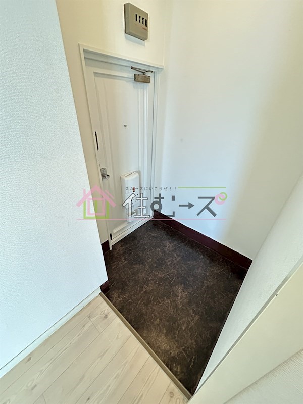 タカイレジデンス 玄関