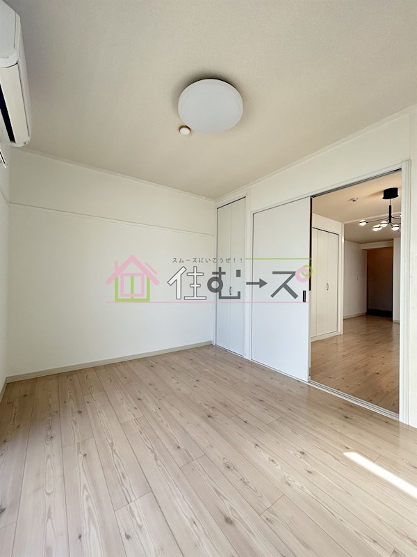 タカイレジデンス リビング