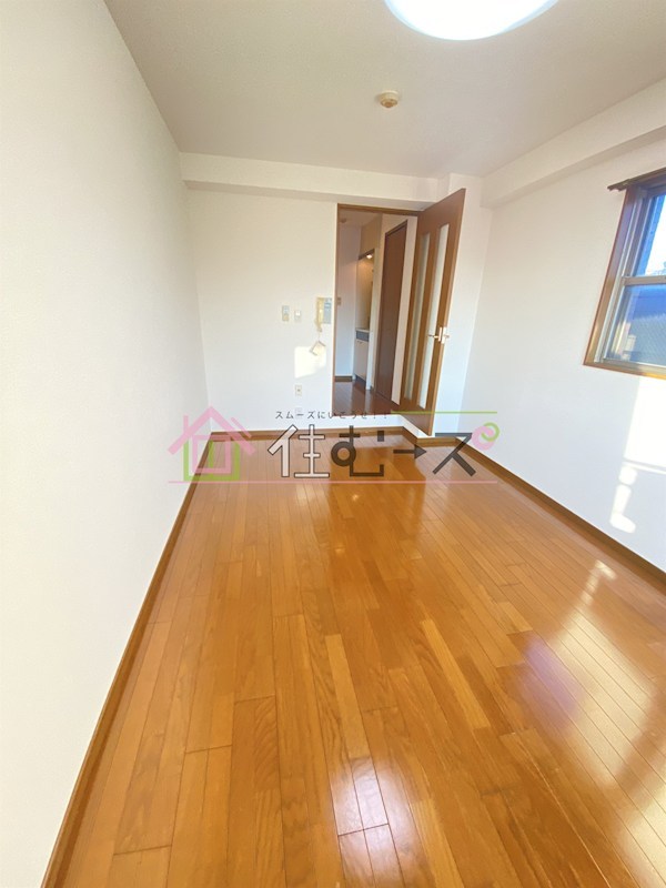 フォレストインサイドⅡ リビング