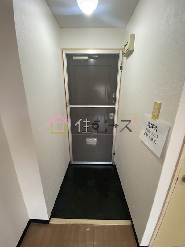 パークサイドイズミ 玄関