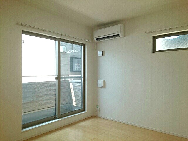 プロムナードメゾン　エヌアン リビング