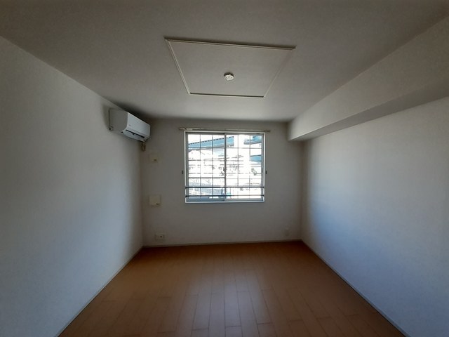 Ｙシャトレーヌ リビング