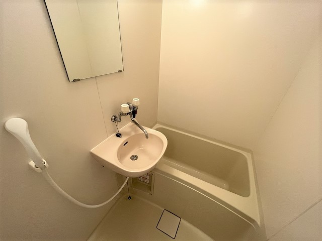 レオパレスフィスデファミーユ 風呂画像