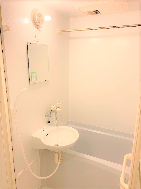 レオパレス甲東 風呂画像