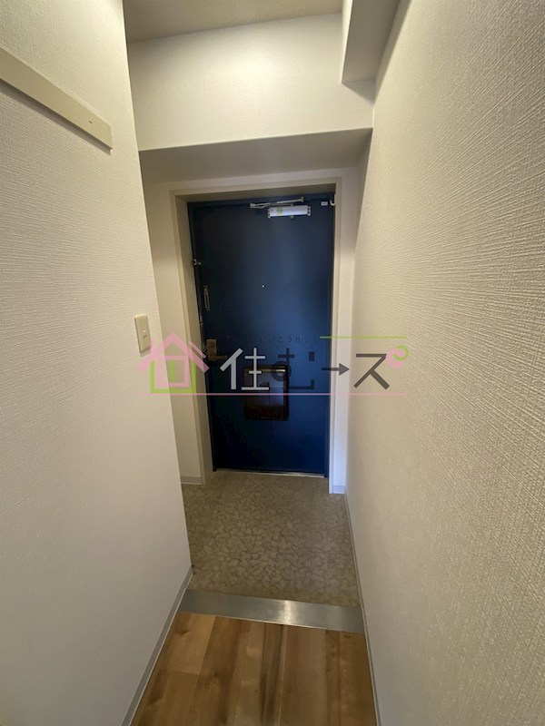 アイディール中之島 玄関