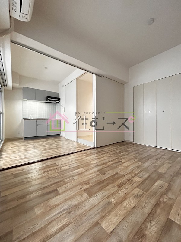 デュウェル東三国 リビング