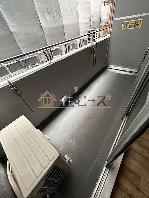 デュウェル東三国 ベランダ