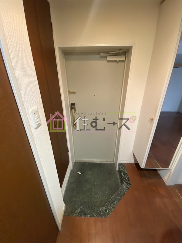 アクアプレイス東天満 玄関