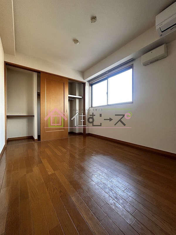 UTマンション東三国 ベッドルーム