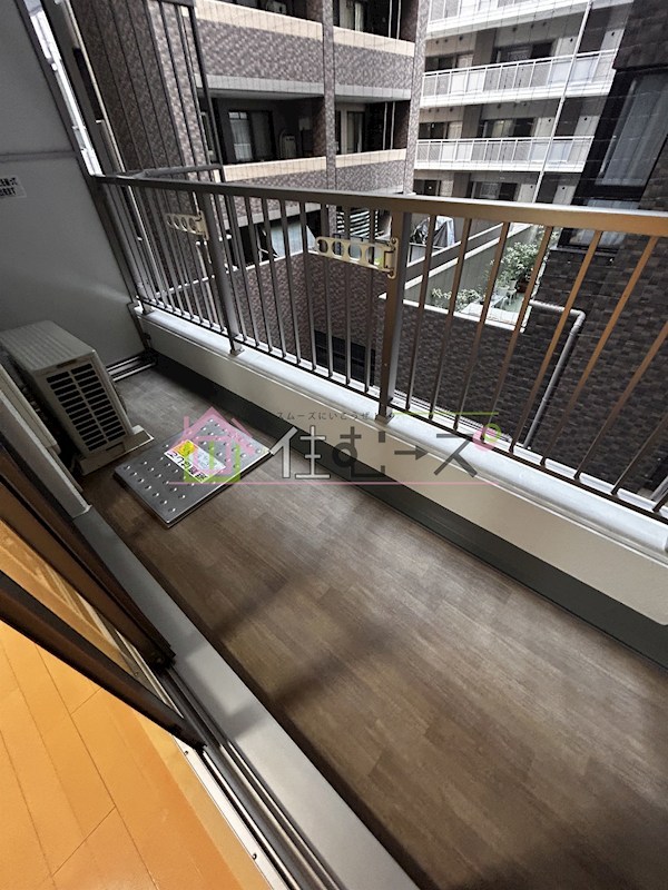 エステムコート新大阪Ⅵエキスプレイス ベランダ