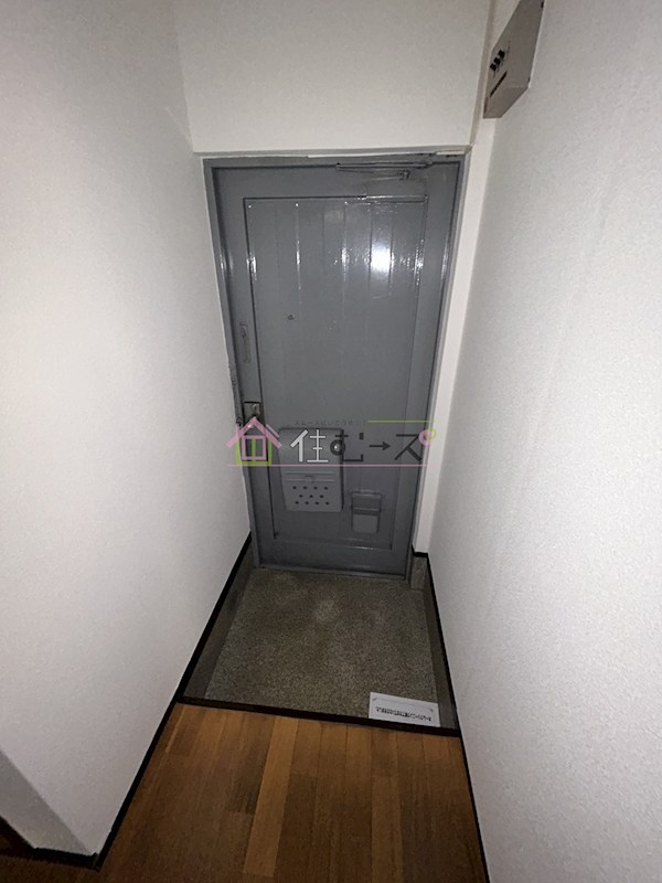 コーポオリーブ 玄関