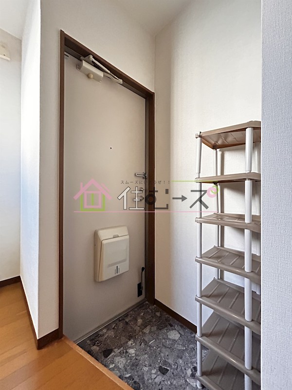 三津屋北マンション 玄関