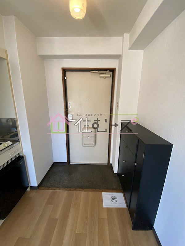 山口パレス 玄関