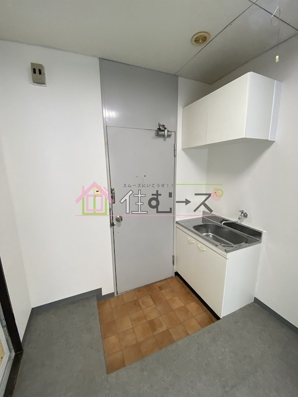 サンハイツ南館 玄関