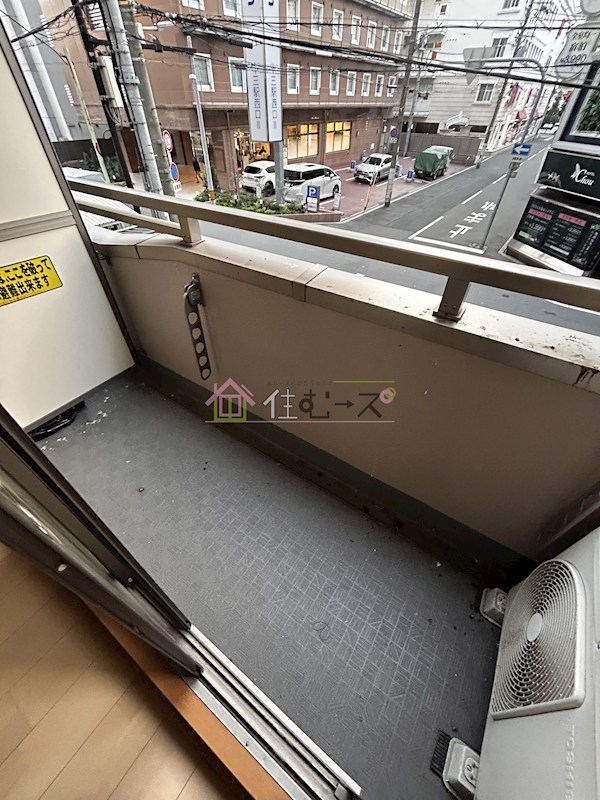 リズ新北野 ベランダ