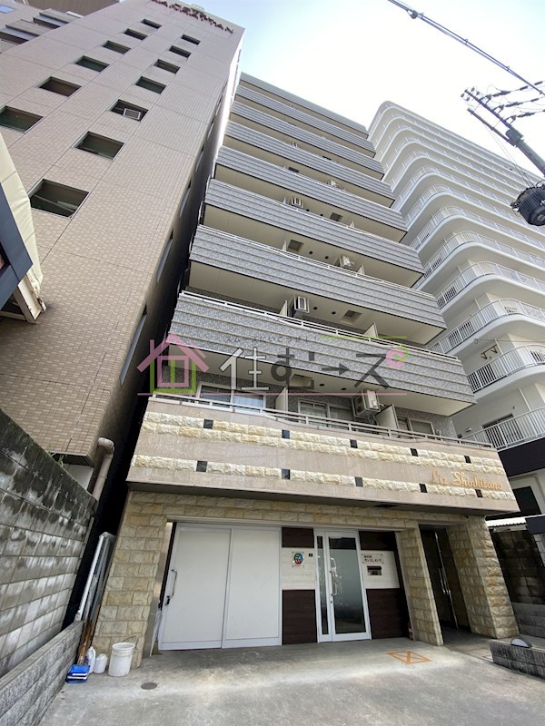 リズ新北野 外観