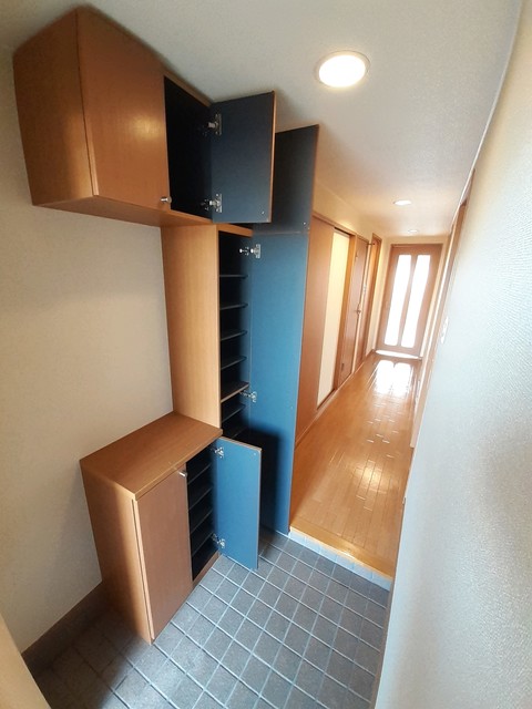 サンフローラ 玄関