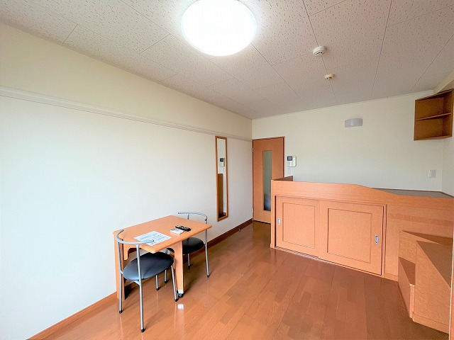 レオパレスネクステージ樽井 ベッドルーム