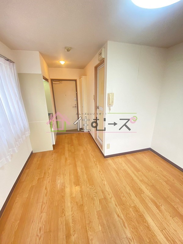 エムロード中川 リビング