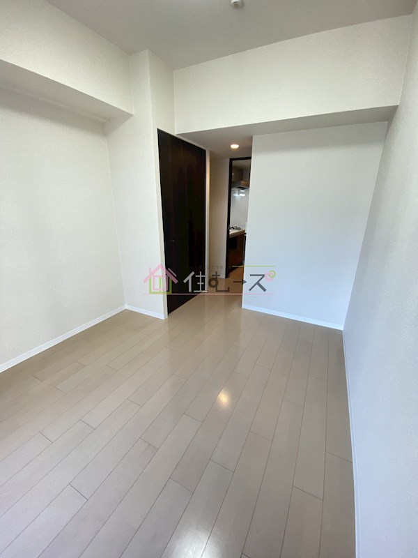 エステムコート阿波座プレミアム リビング