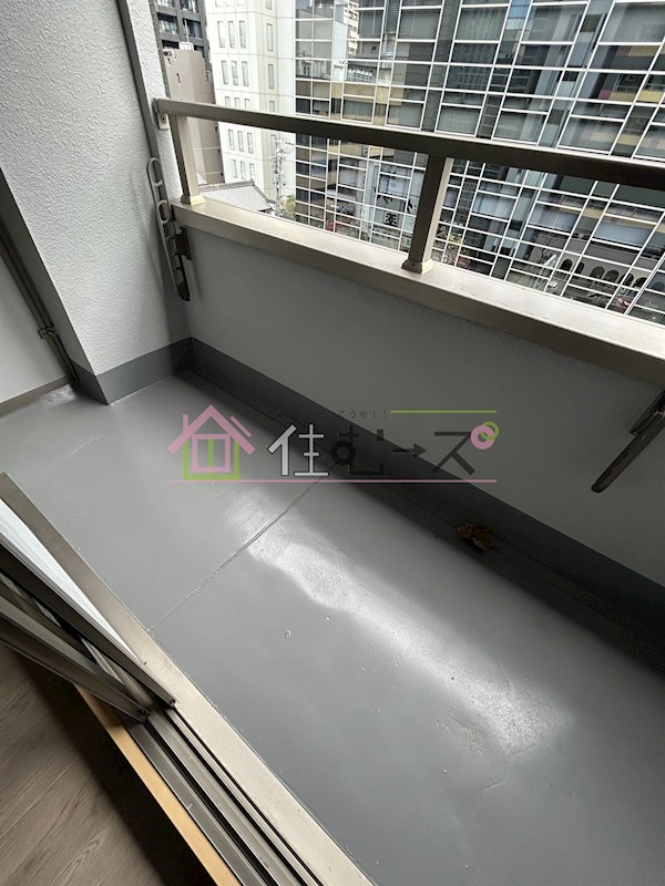 ロイヤルメゾン北浜 ベランダ