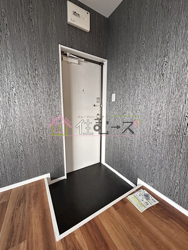 東二丁目ビル 玄関