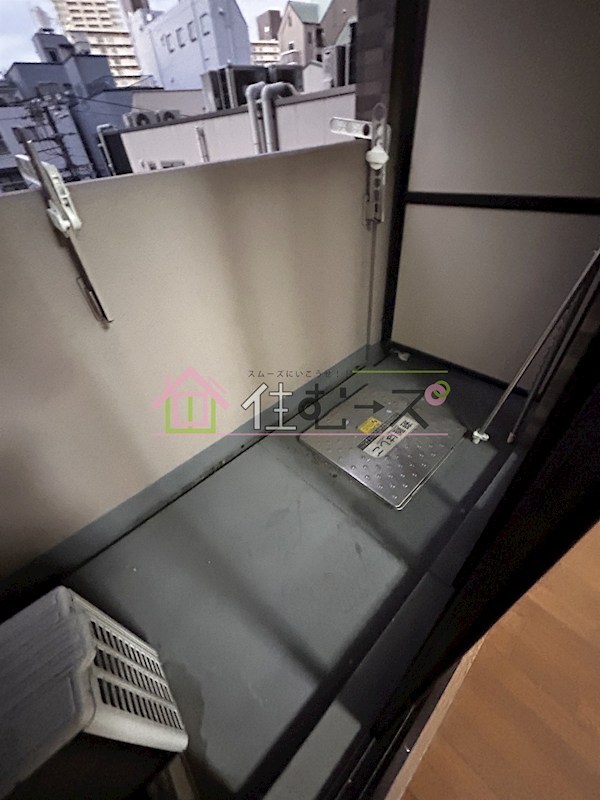 プレサンス千日前通 ベランダ