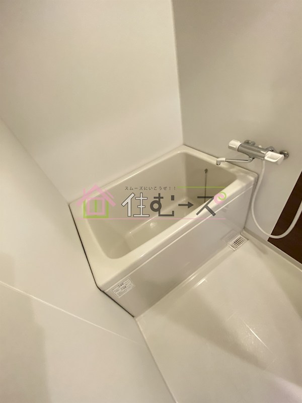 日生ロイヤルマンション十三 風呂画像