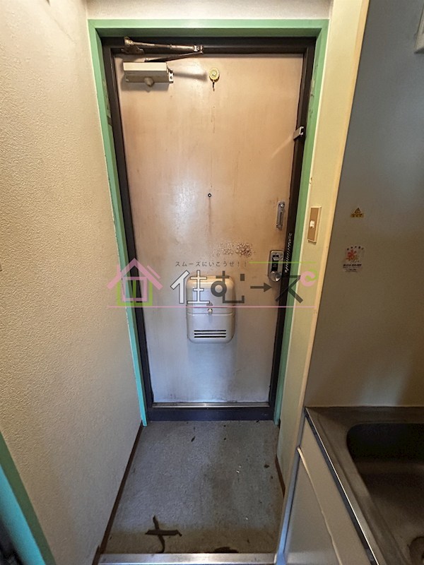 ルネッサンス32番館 玄関