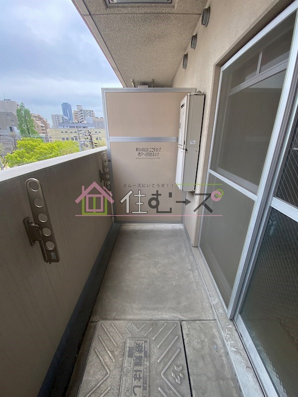 Rainbow　Court立売堀 ベランダ