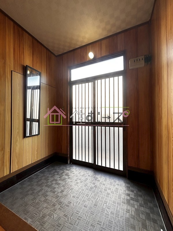 鴫野東3丁目　連棟 玄関