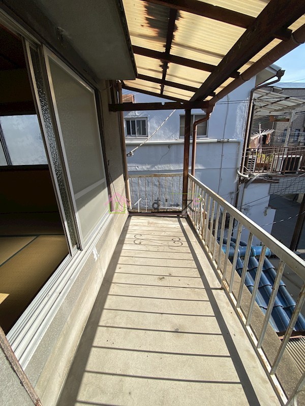 湯里1貸家 ベランダ