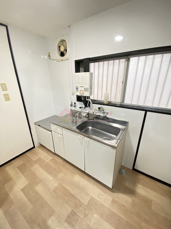 公園南矢田1-29-4借家（連棟右端） キッチン