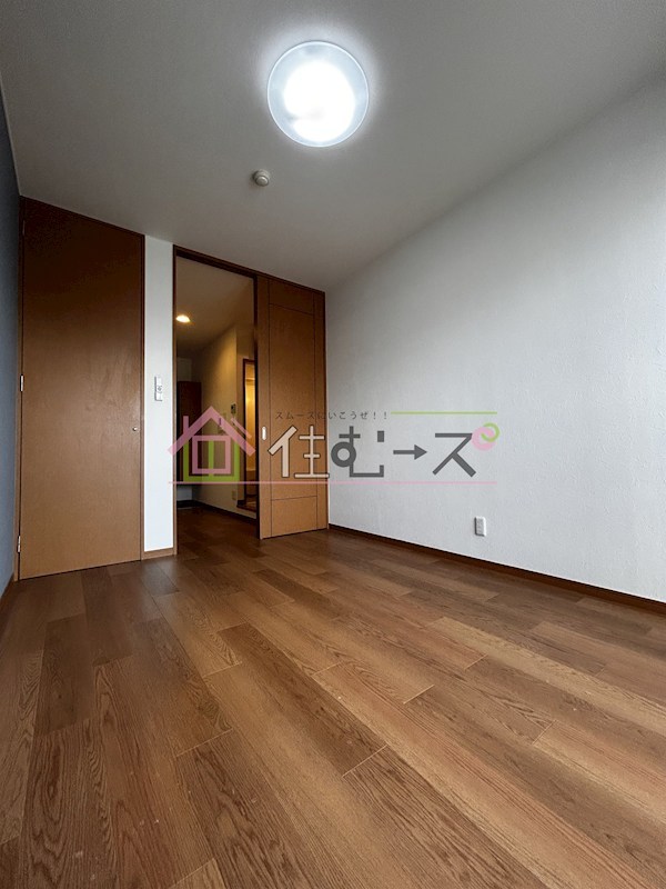 ラーレンティア リビング