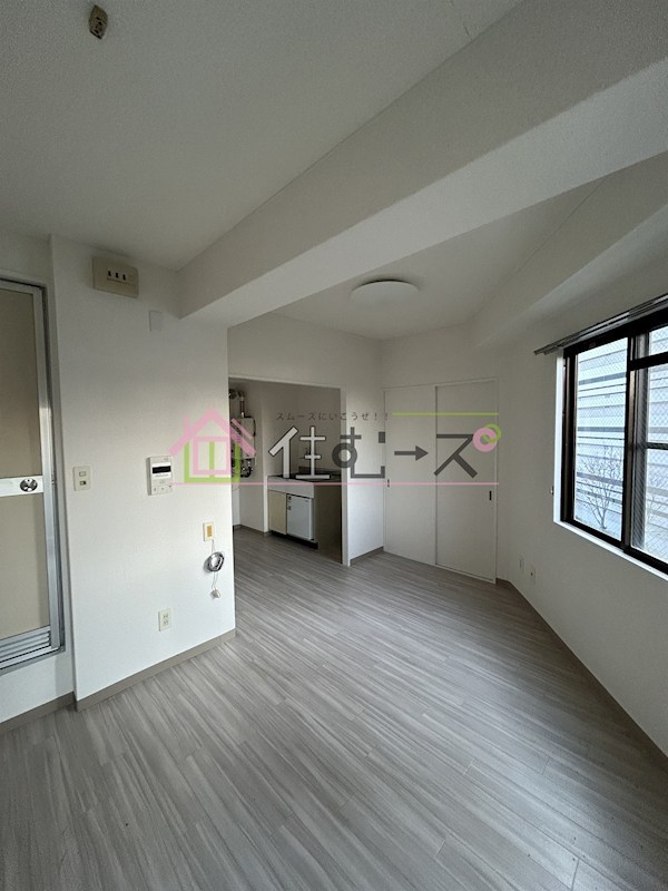 サンプラザ京橋 リビング