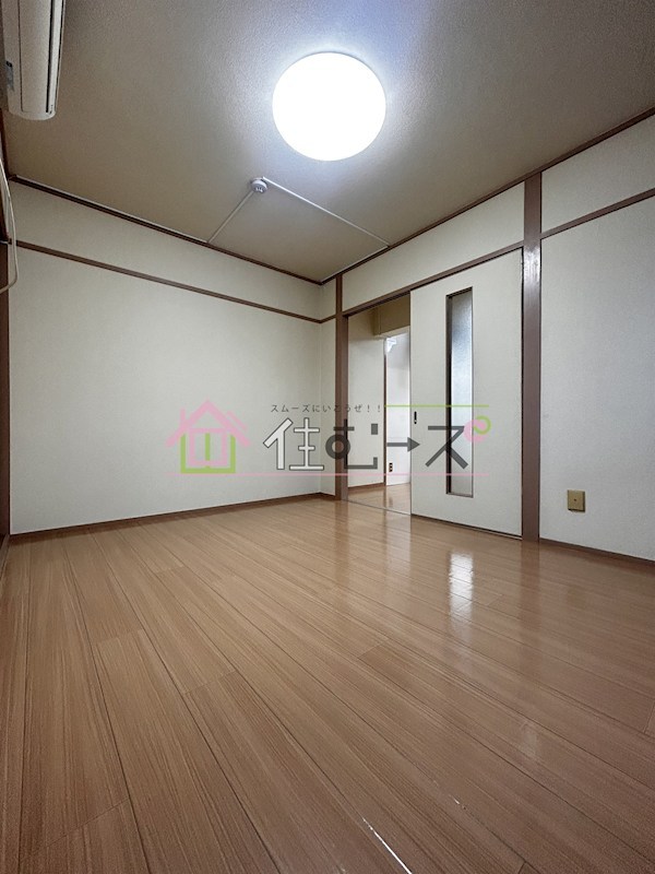 松恵コーポラス リビング